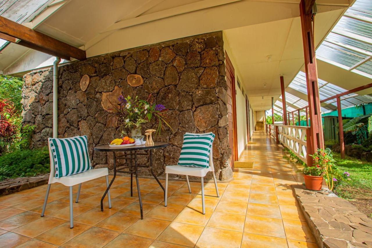 Hostal Uruhao Hanga Roa Ngoại thất bức ảnh
