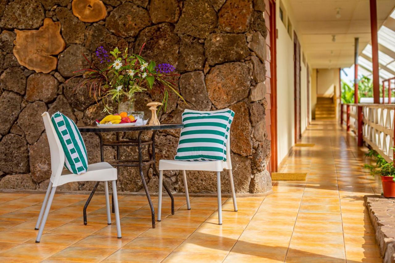 Hostal Uruhao Hanga Roa Ngoại thất bức ảnh